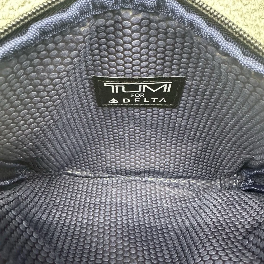 Tumi for Delta Airlines Gray Zip Pouch Travel Case Toiletries Makeup Bag ONLY